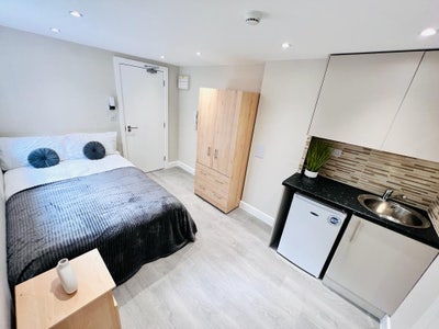 🛏️ 3X Self- Contained Studios- Willesden Green   Main Photo