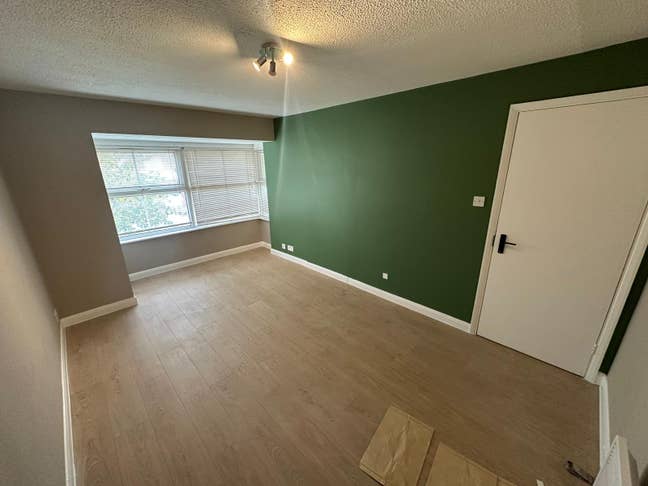 DSS-Studio Flat Available Streatham SW16 Main Photo