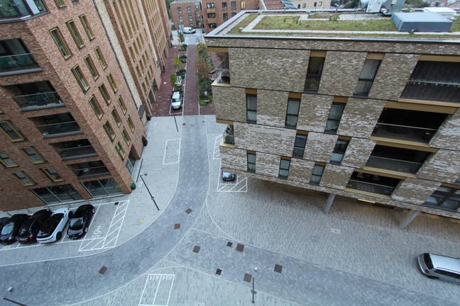 Modern Double with Private Balcony in Canada Water Main Photo