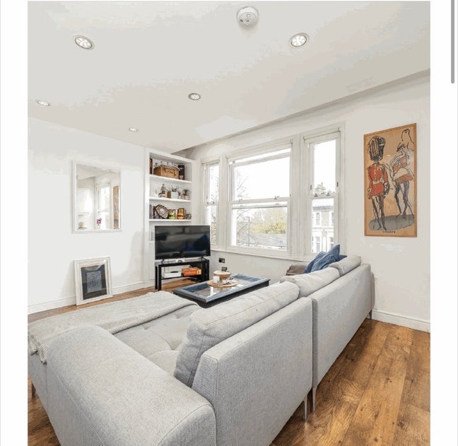 2 bed 2 bath flat available in Clapham Junction Main Photo