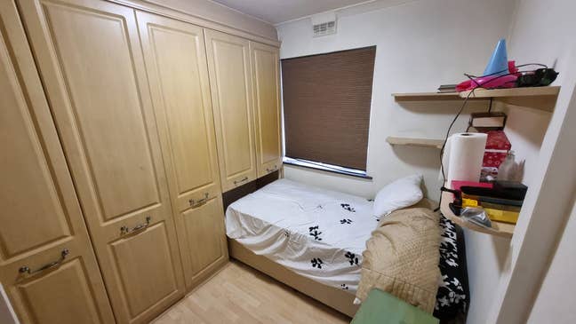 Fully furnished single and double rooms available  Main Photo