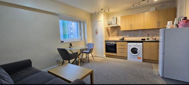 Room available in LS7 Main Photo