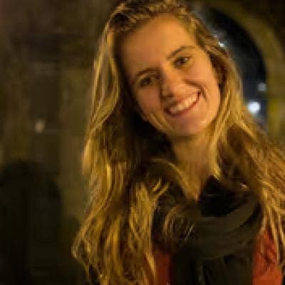 Professional female, need a room near Haymarket Main Photo