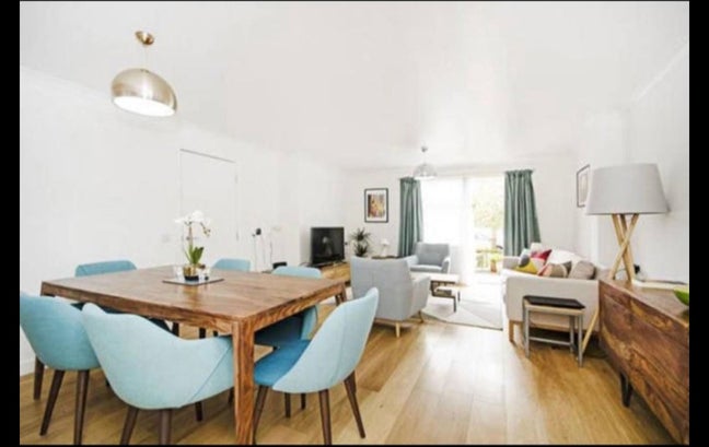 Large double room with unsuite Main Photo