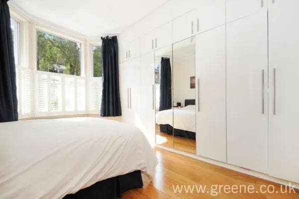 Double Room in Queens Park  Main Photo