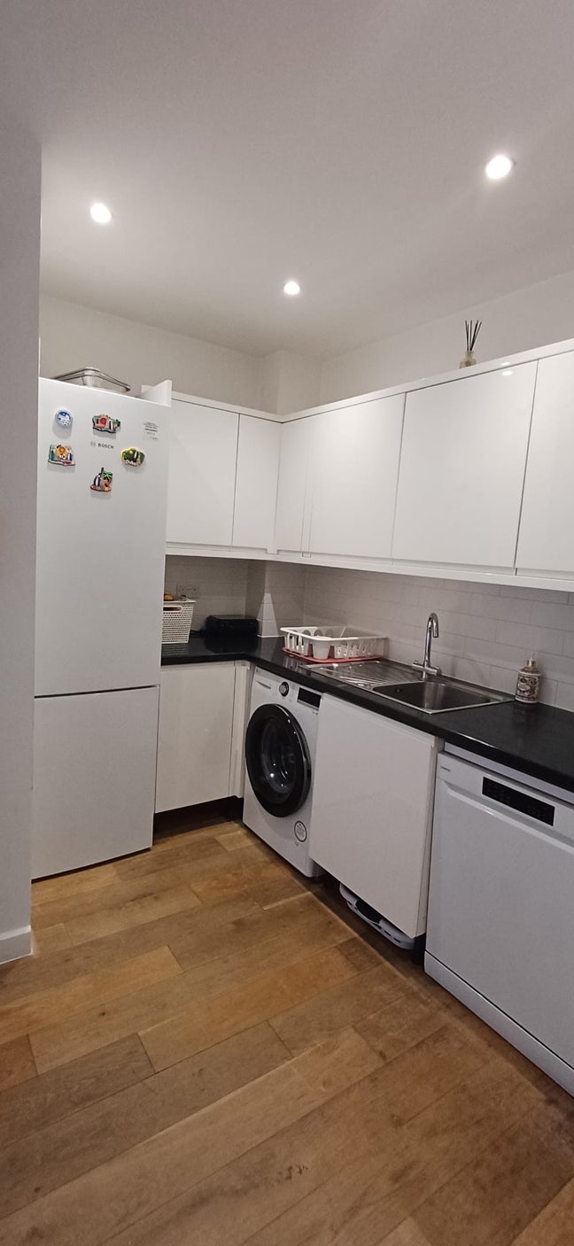  Nearby Brent Cross West station  Main Photo