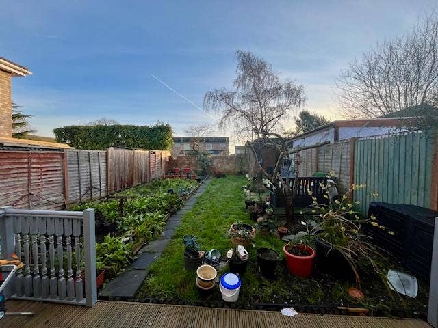 Single 2x2m Bedroom to Share Main Photo