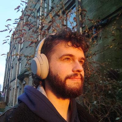 Medium/Long-term room for professional Main Photo