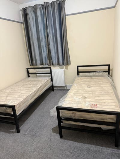 2 Double room to rent  Main Photo