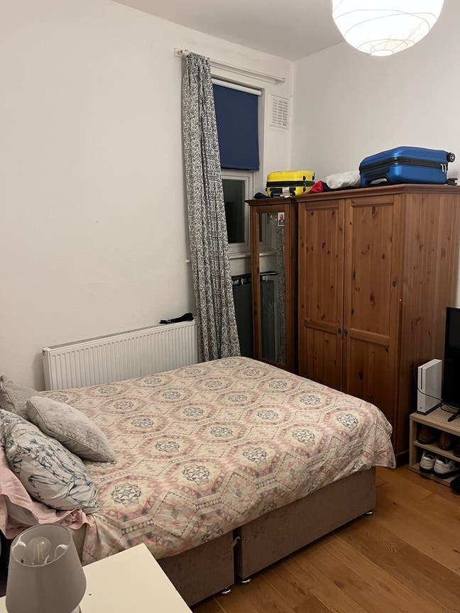 Short Term Room in Clapham Junction-5Mins Walking  Main Photo