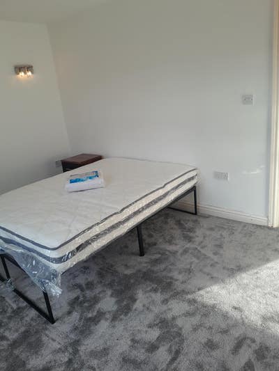 Affordable spacious double room in Levenshulme Main Photo