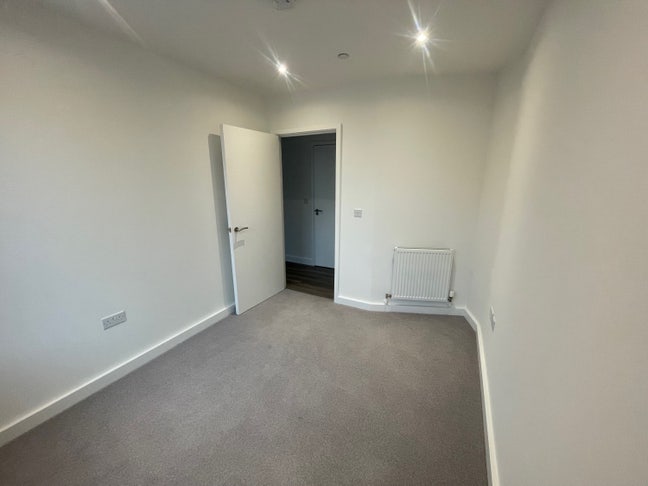 Cozy rooms available in beautiful new build Main Photo