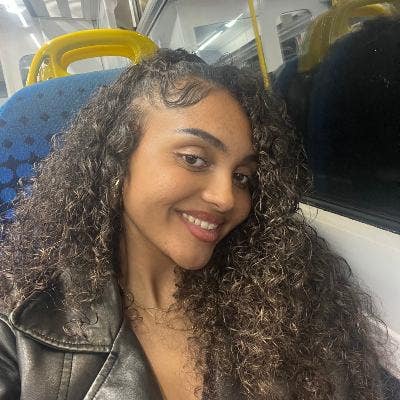 Looking for a bedroom in South London Main Photo