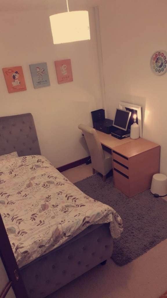 Two Single Rooms Available –  M14 4SA £650 PCM Main Photo