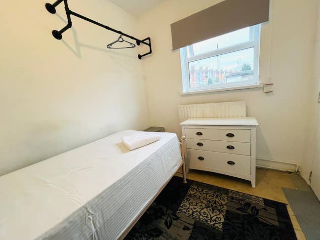 Single room to Rent in Charlton Woolwich  Main Photo