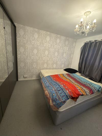 This room is for single or double occupancy  Main Photo