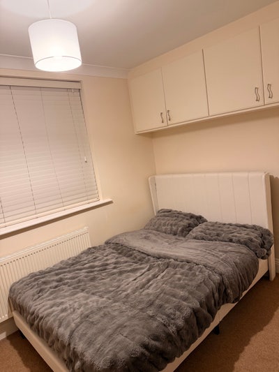 En-suite Room , All bills Inclusive. Main Photo