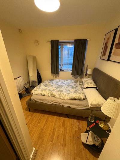 En-suite Double bedroom Bermondsey Main Photo
