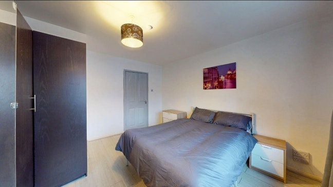 Lovely rooms  1 min walk from Stratford station  Main Photo