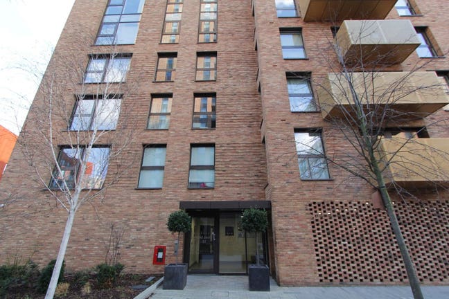 Top Modern Double Room Near Canada Water!!  Main Photo