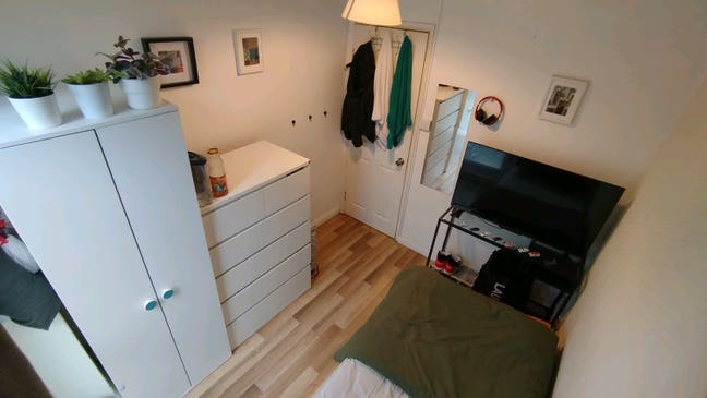 Single room with private backyard Main Photo