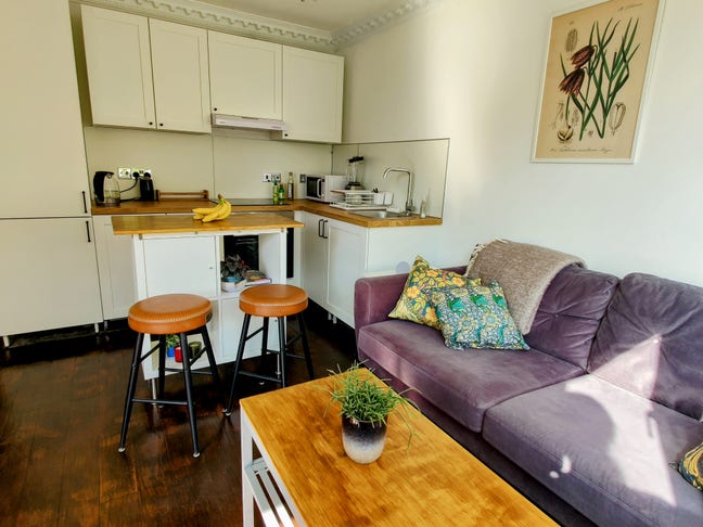 Two bedroom apartment in Kentish town  Main Photo