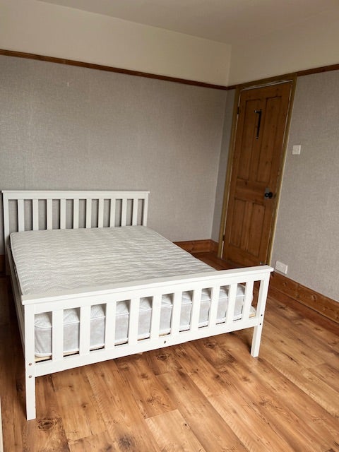 A double bedroom for rent in Aldershot  Main Photo