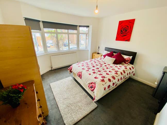 🏡 Modern Double Room in Wembley – Zone 4		 Main Photo