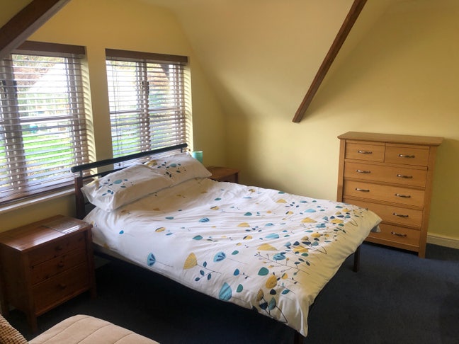 Bright airy double en suite room Main Photo