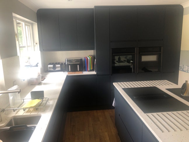 Bright airy double en suite room Main Photo