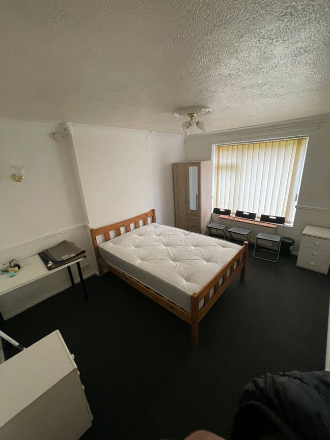 Couples room in Clifton Main Photo