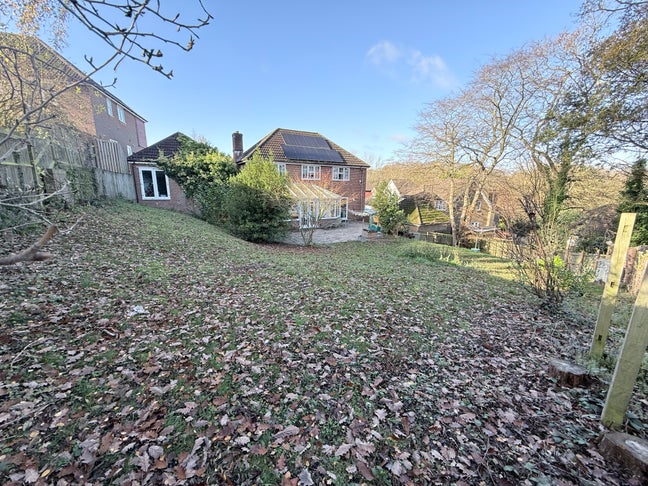 Double-bedrooms in peaceful Walderslade Woods Main Photo