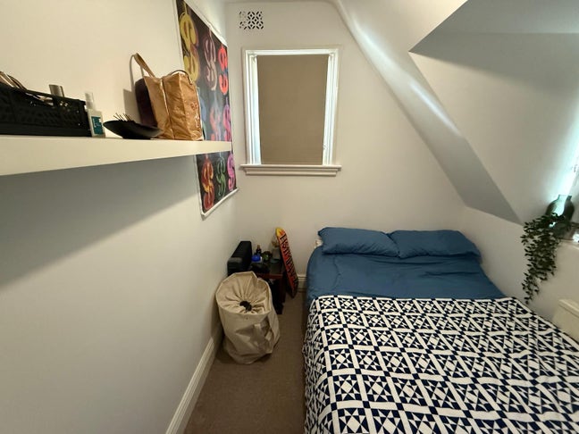 Tulse Hill flat - looking to fill 1 bedroom  Main Photo