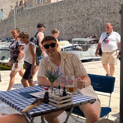 Room/Buddy Up wanted Main Photo