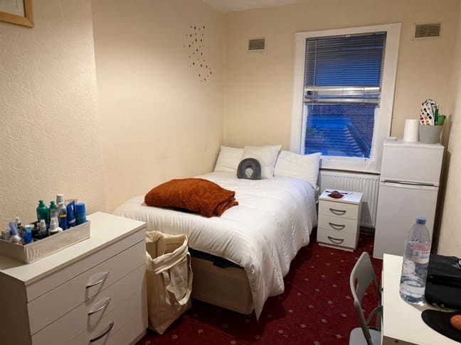 Amazing Double room - 835£ all inc. - Zone 2 Main Photo