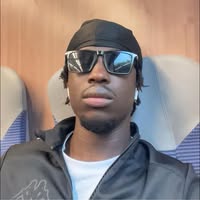 Professional Male seeks a single or double room Main Photo