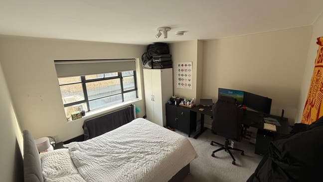 Large Double in the heart of London Main Photo