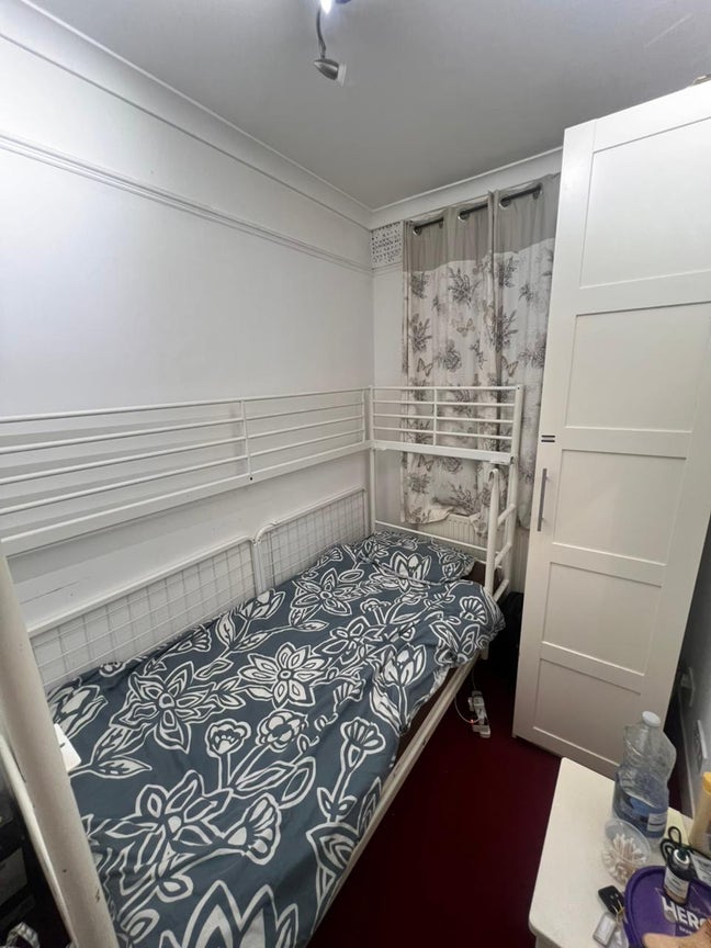 Box Room To Let Main Photo