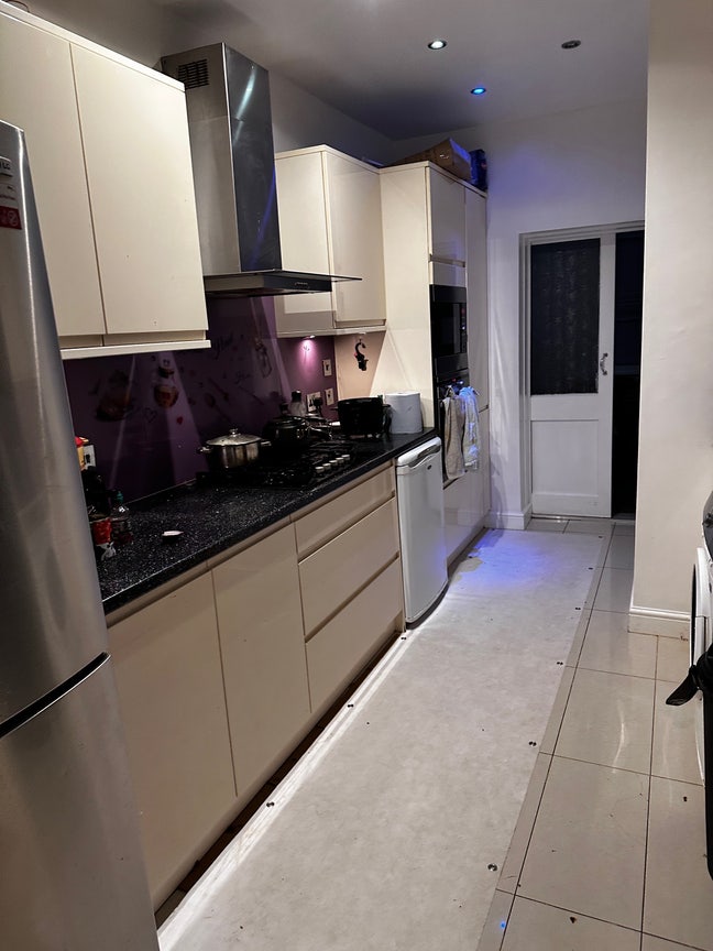 Double room available  Main Photo