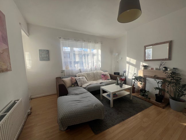 Bright and cozy room in the heart of islington Main Photo