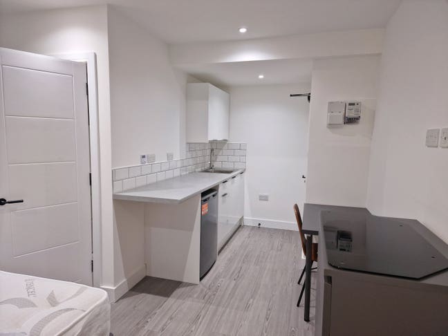 Modern Double Ensuite  Main Photo