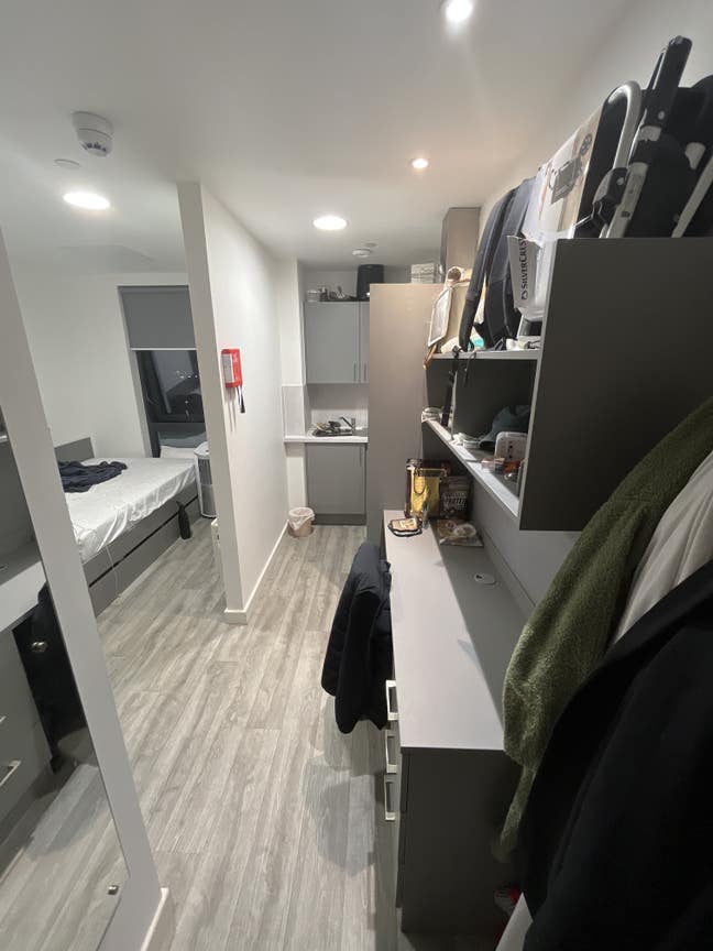 Independent studio Main Photo