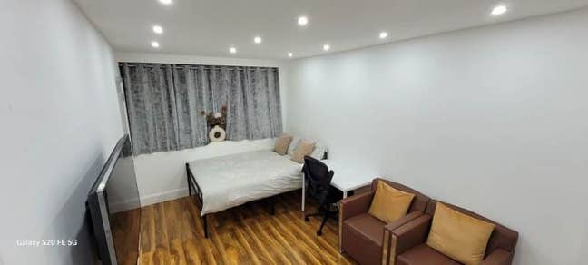 Brand New Luxury Large studio room, Uxbridge, UB10 Main Photo