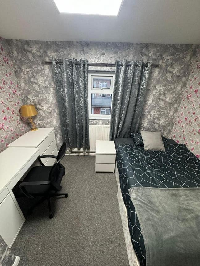 Peacful Modern Room in Stanmore ! All Included.  Main Photo