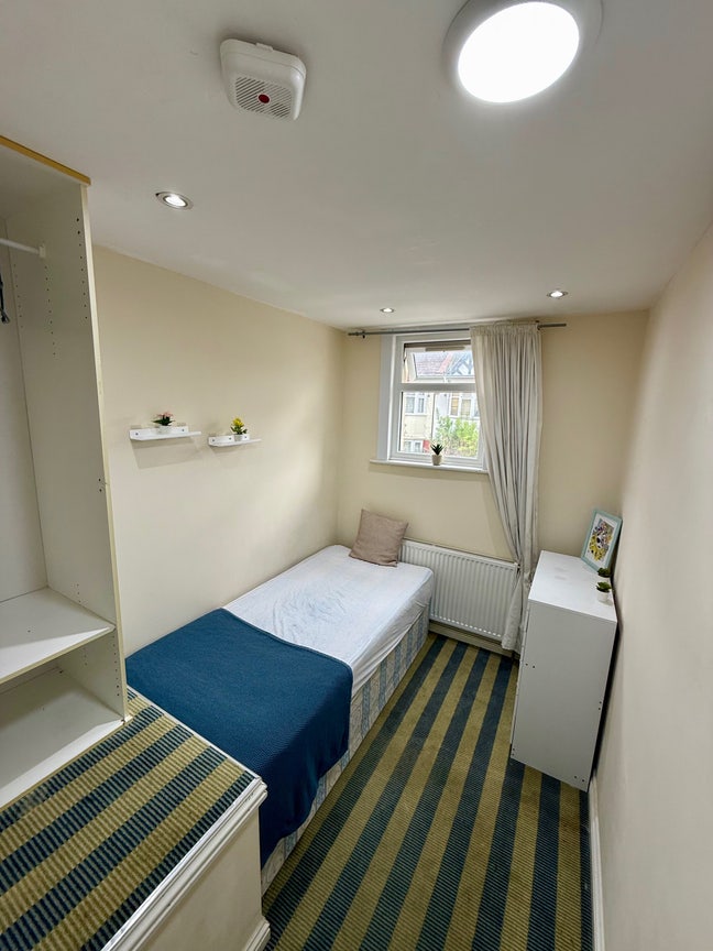 Lovely single room in Sudbury Main Photo