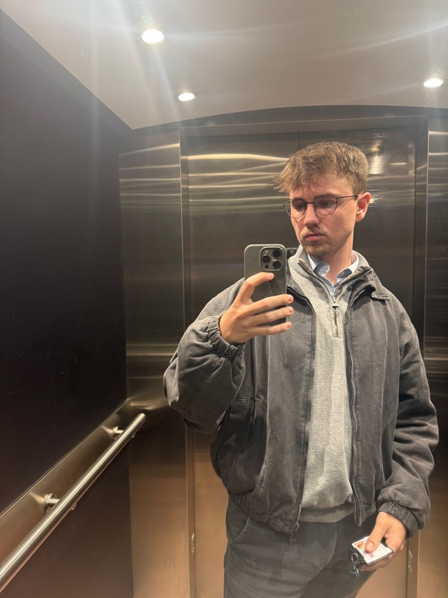 26 year old professional Main Photo