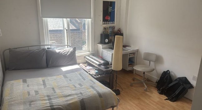Room available for short term sublet (1st-15 Dec) Main Photo