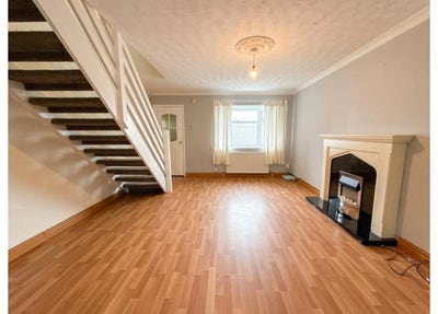 Double sized room with Bills Included,Furnished  Main Photo