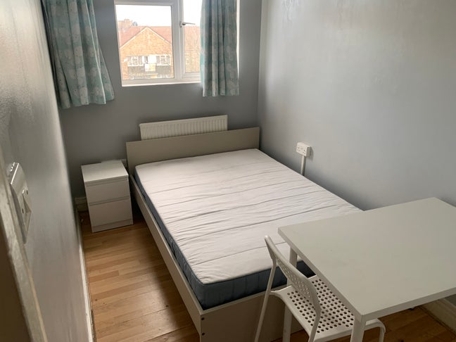 2 Double Rooms in Enfield Main Photo