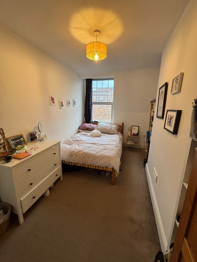 Room available in Balham flat Main Photo